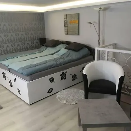 Astoria Gallery Flat Apartment